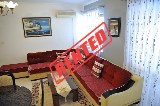 Apartament 2+1 me qira prane Sheshit Skenderbej, ne Tirane